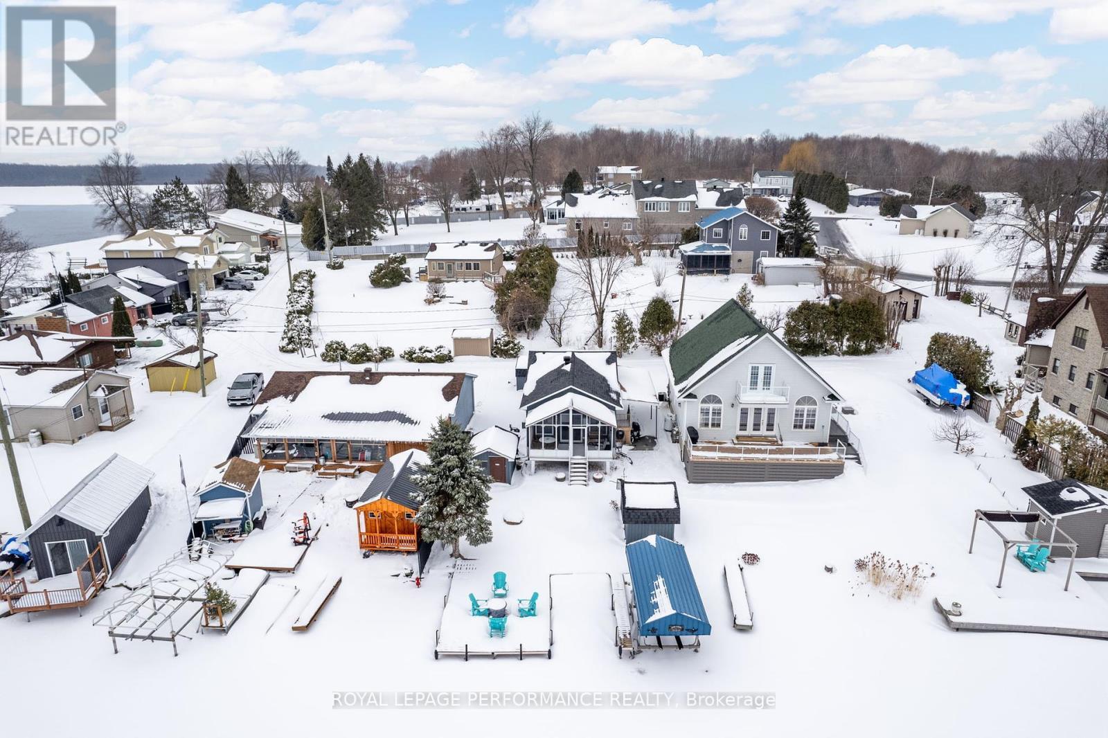 












6810 ST FRANCIS LANE

,
South Glengarry,




Ontario
K0C2E0

