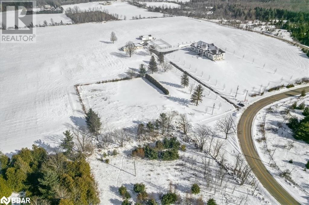 












5165 15 SIDE Road

,
Milton,







Ontario
L9E0C8

