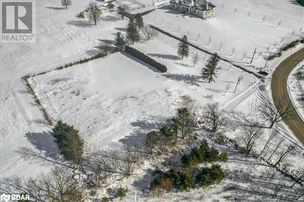 












5165 15 SIDE Road

,
Milton,







Ontario
L9E0C8

