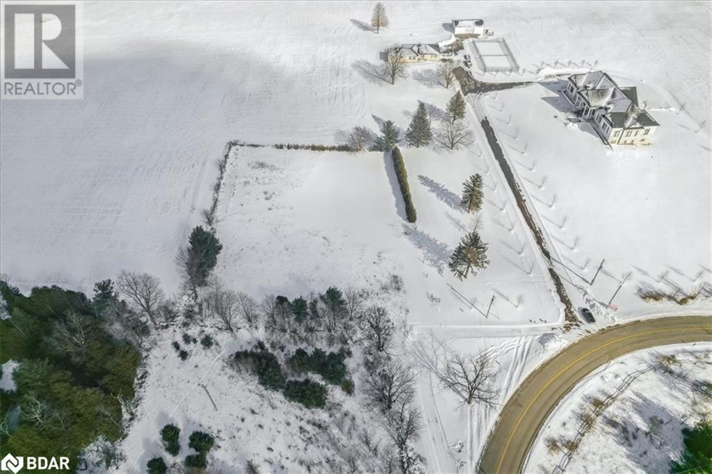 












5165 15 SIDE Road

,
Milton,







Ontario
L9E0C8

