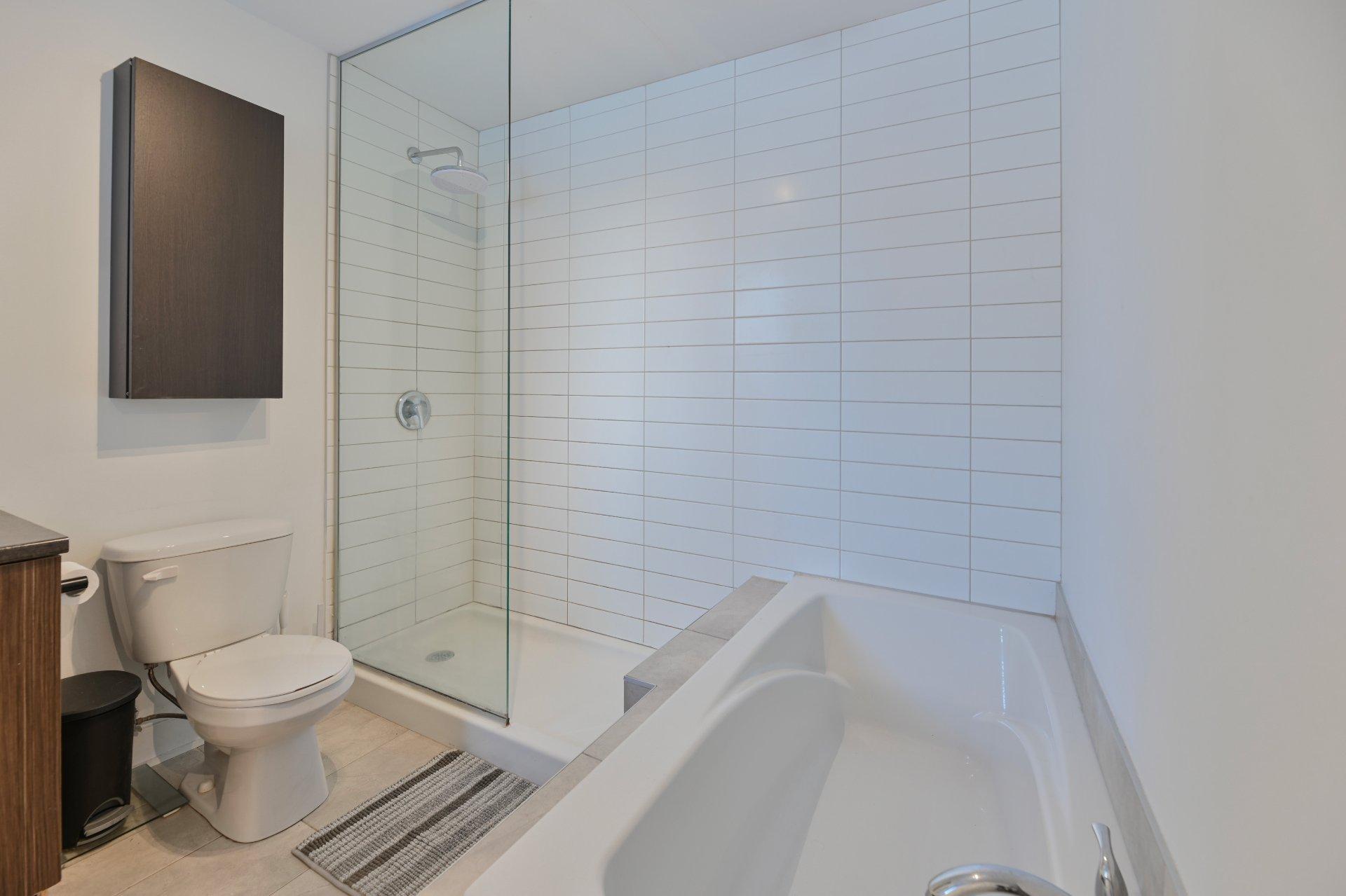









171


Rue St-Pierre

, 101,
Saint-Jean-sur-Richelieu,




QC
J3B0G3

