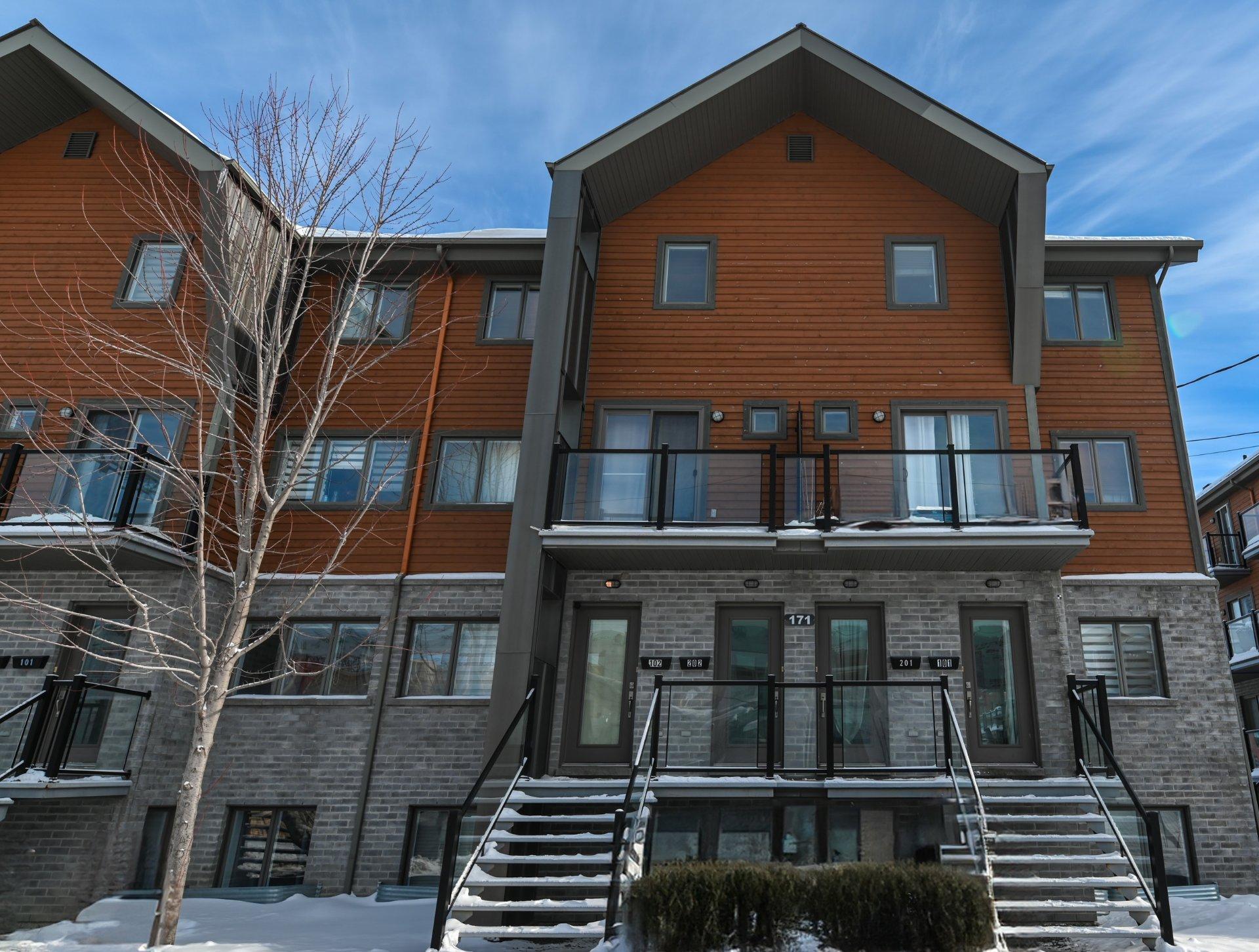 









171


Rue St-Pierre

, 101,
Saint-Jean-sur-Richelieu,




QC
J3B0G3

