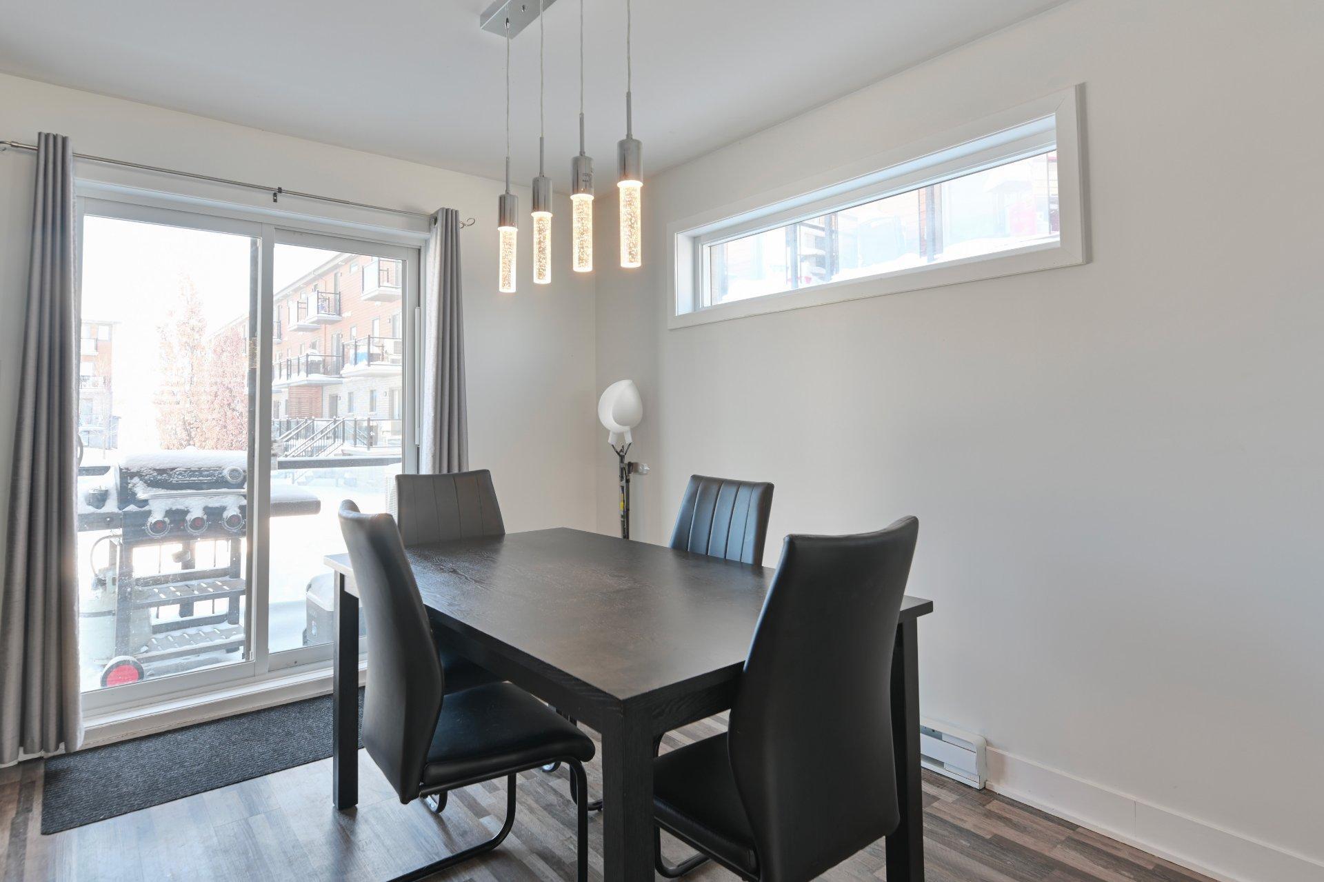 









171


Rue St-Pierre

, 101,
Saint-Jean-sur-Richelieu,




QC
J3B0G3

