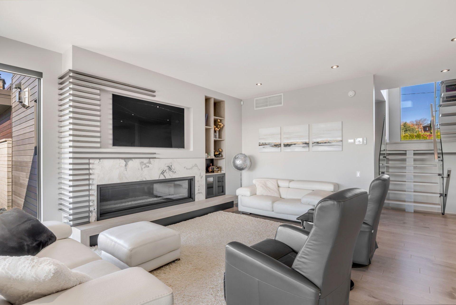 









6305


Rue Malouin

,
Québec (Charlesbourg),




QC
G1H6B8

