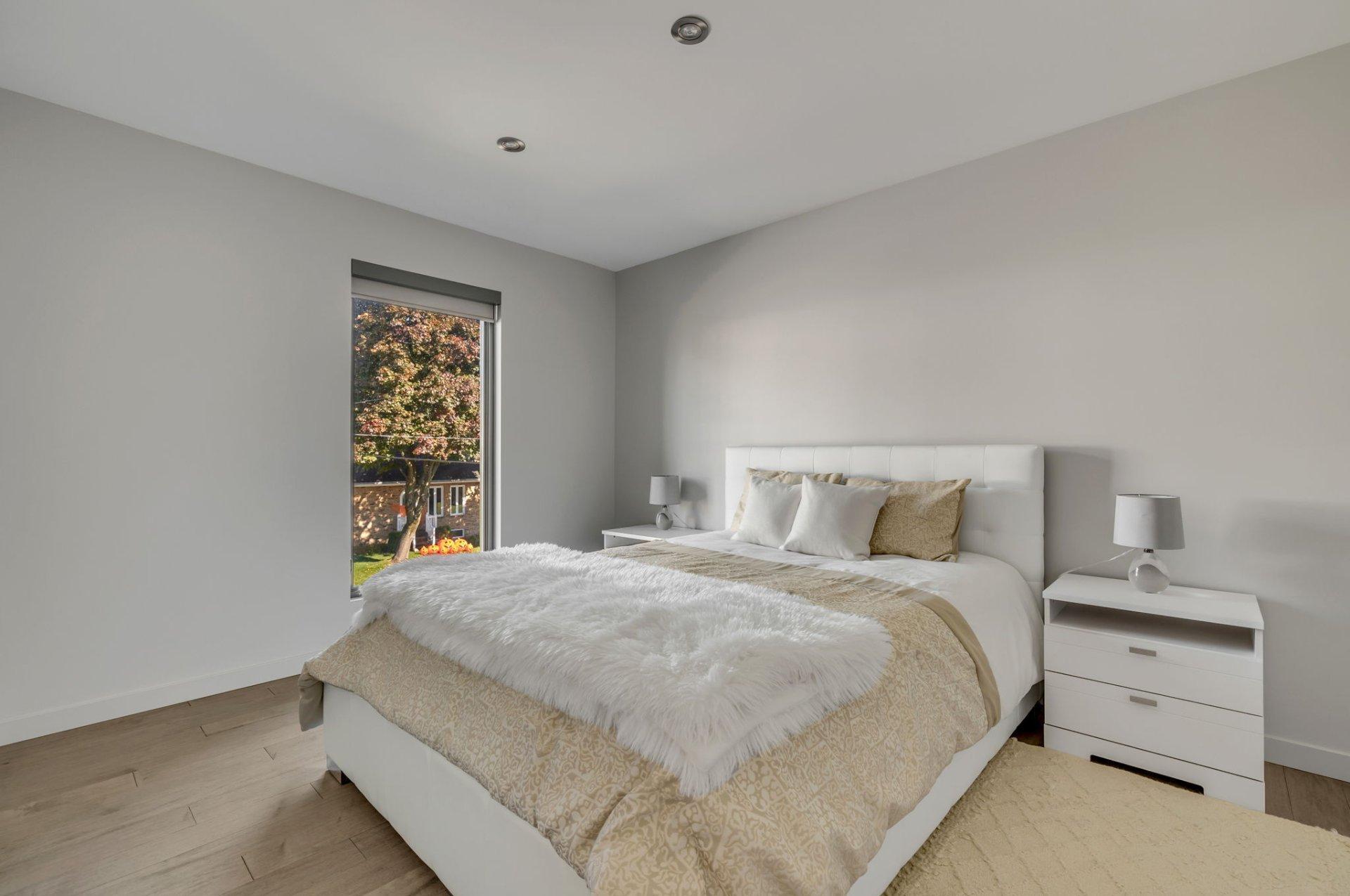 









6305


Rue Malouin

,
Québec (Charlesbourg),




QC
G1H6B8

