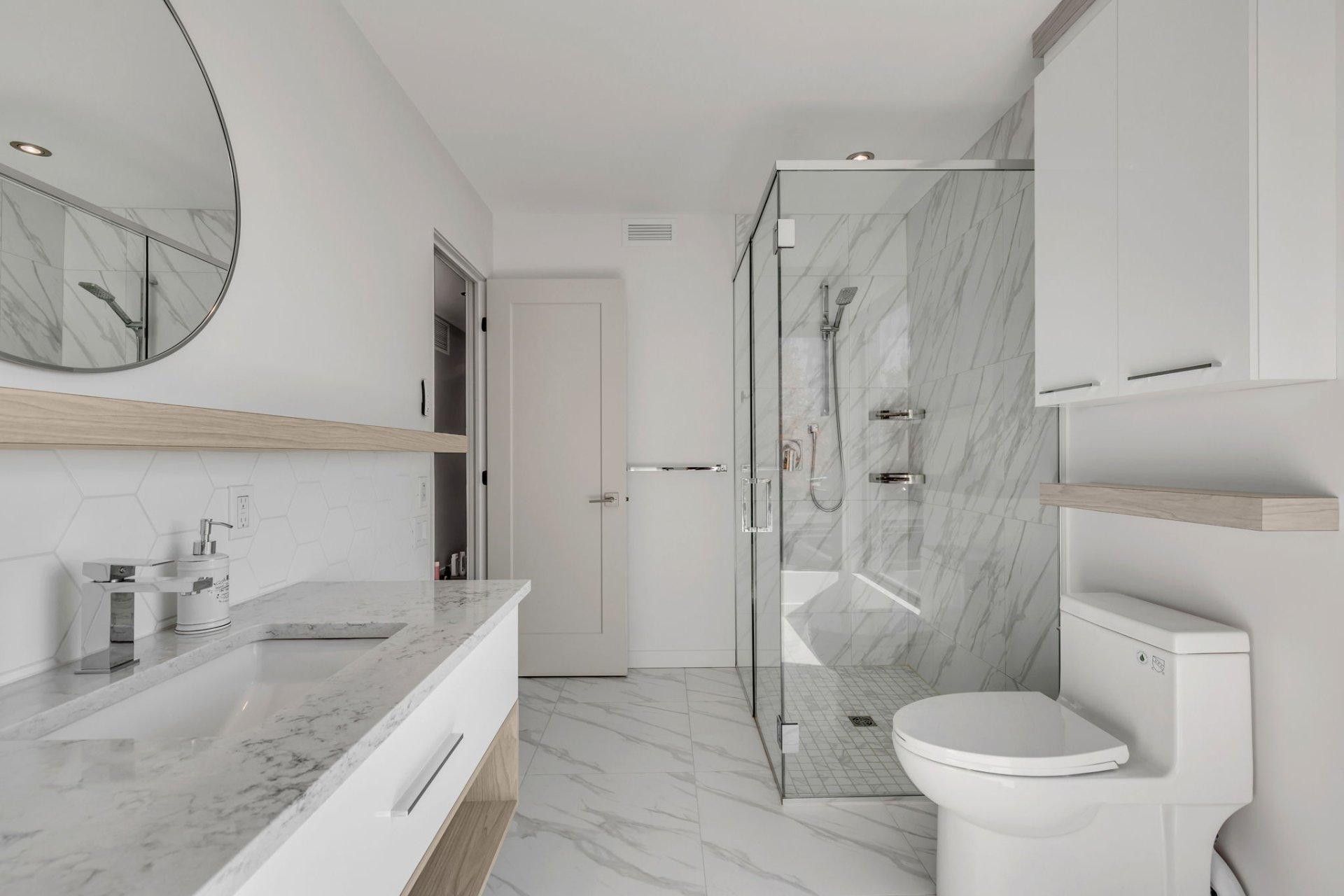 









6305


Rue Malouin

,
Québec (Charlesbourg),




QC
G1H6B8

