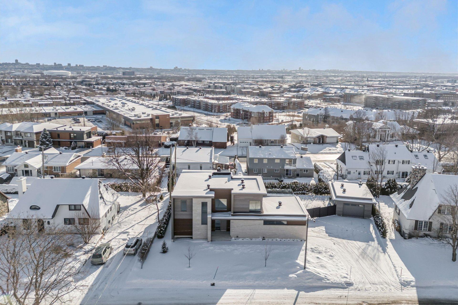 









6305


Rue Malouin

,
Québec (Charlesbourg),




QC
G1H6B8

