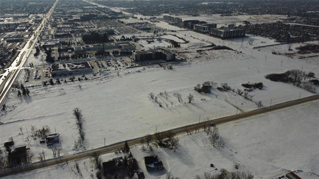 









1090


Storie

RD,
Winnipeg,







MB
R2P 2V1

