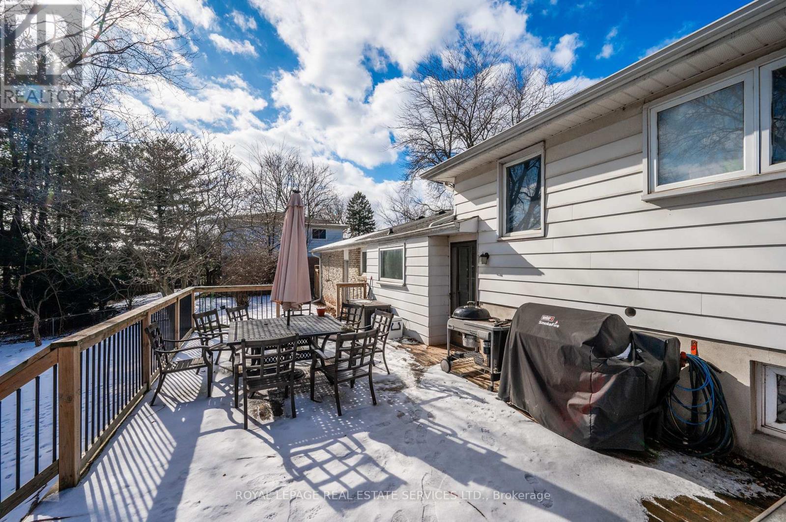 












2138 REBECCA STREET

,
Oakville,




Ontario
L6L2A5

