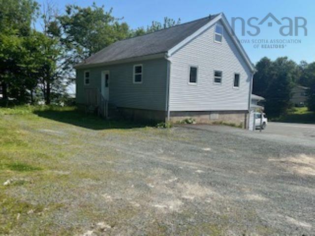 












963 Sackville Drive

,
Middle Sackville,




NS
B4E 1S2

