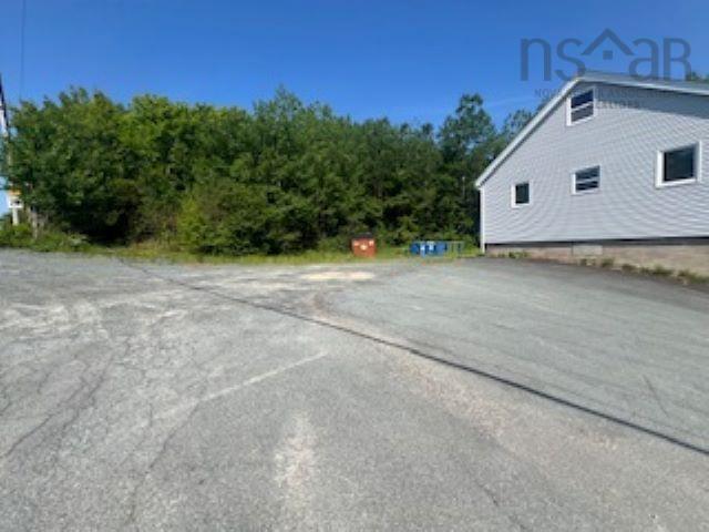 












963 Sackville Drive

,
Middle Sackville,




NS
B4E 1S2


