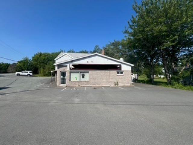 












963 Sackville Drive

,
Middle Sackville,




NS
B4E 1S2

