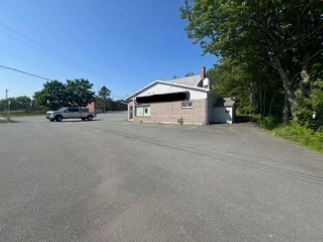 












963 Sackville Drive

,
Middle Sackville,




NS
B4E 1S2

