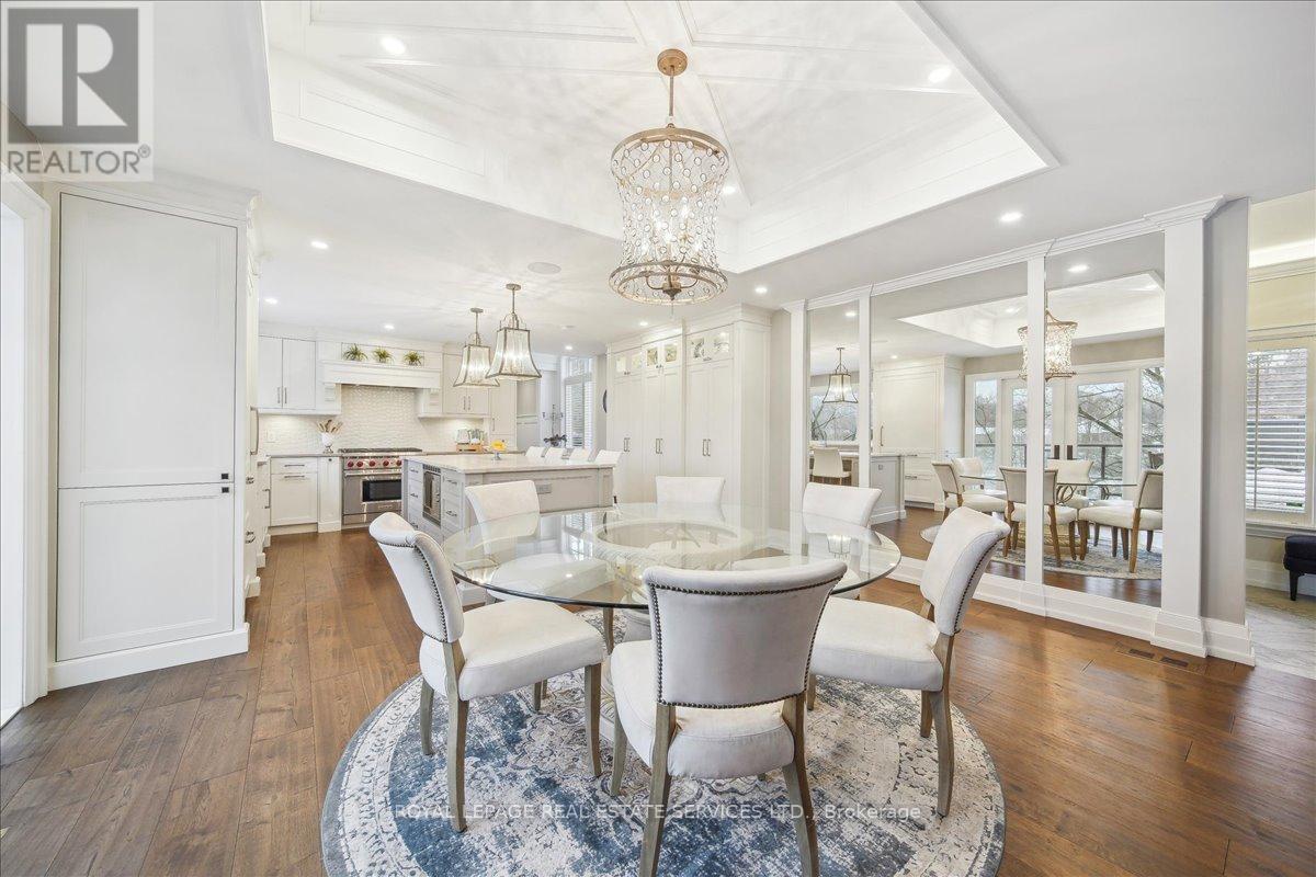 












382 TRAFALGAR ROAD

,
Oakville,




Ontario
L6J3H5

