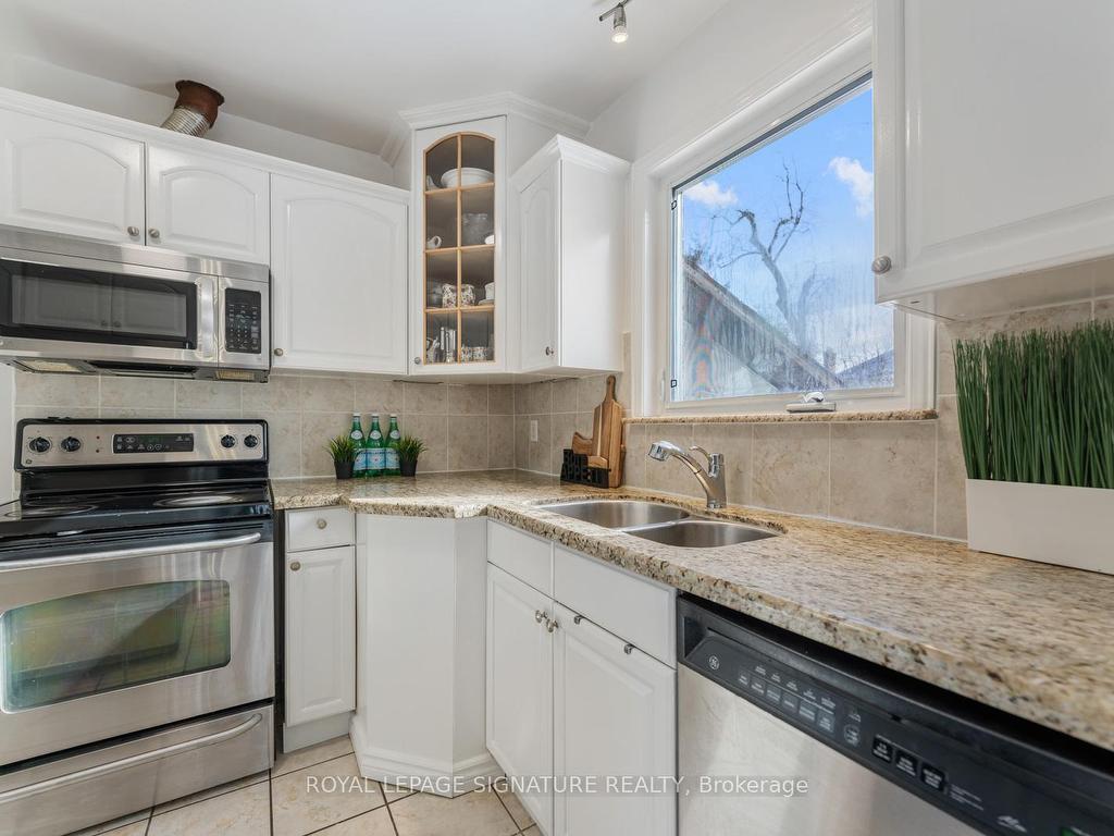 









83


Nipigon

Avenue,
Toronto,




ON
M2M 2W3

