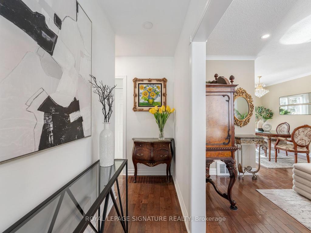 









83


Nipigon

Avenue,
Toronto,




ON
M2M 2W3

