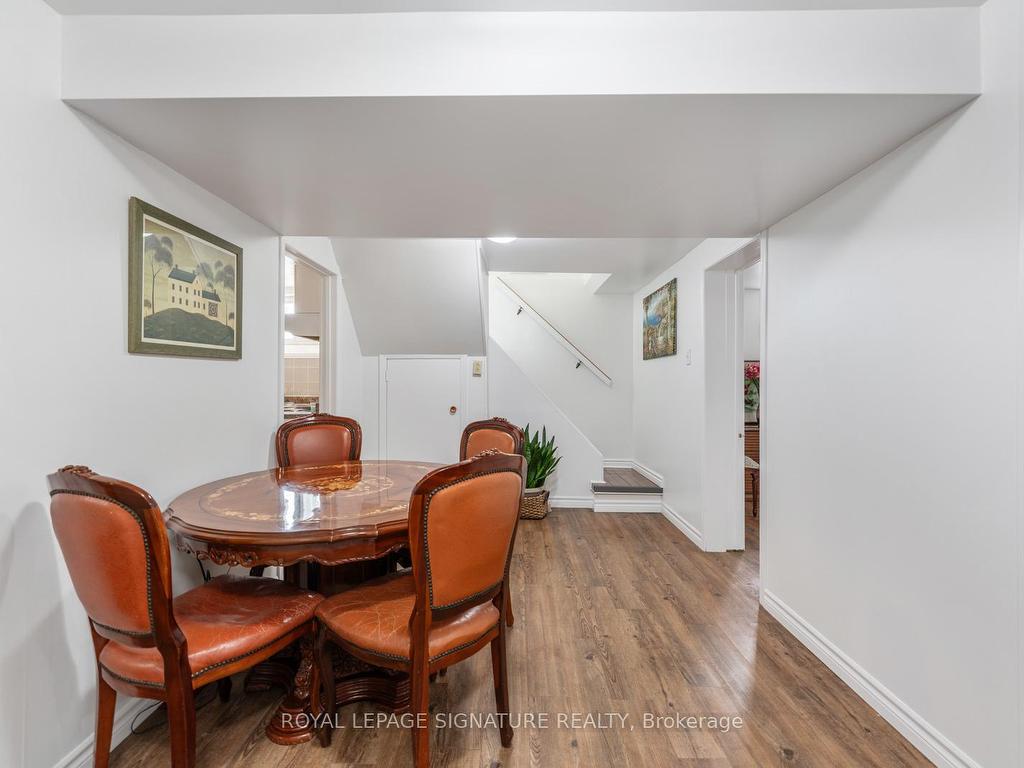 









83


Nipigon

Avenue,
Toronto,




ON
M2M 2W3

