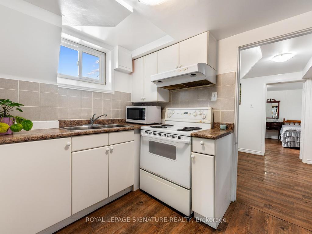 









83


Nipigon

Avenue,
Toronto,




ON
M2M 2W3

