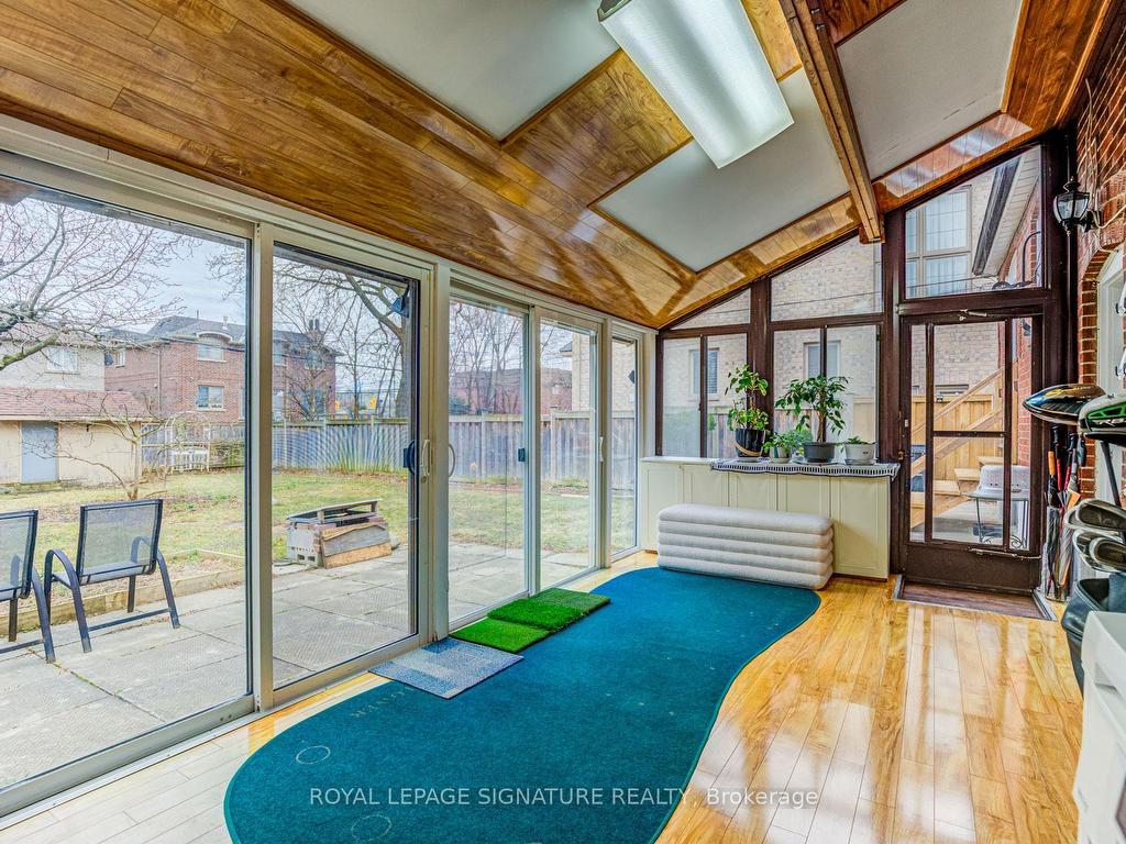 









83


Nipigon

Avenue,
Toronto,




ON
M2M 2W3


