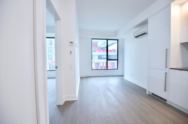 









1


Boul. De Maisonneuve O.

, 221,
Montréal (Ville-Marie),




QC
H2X0E3

