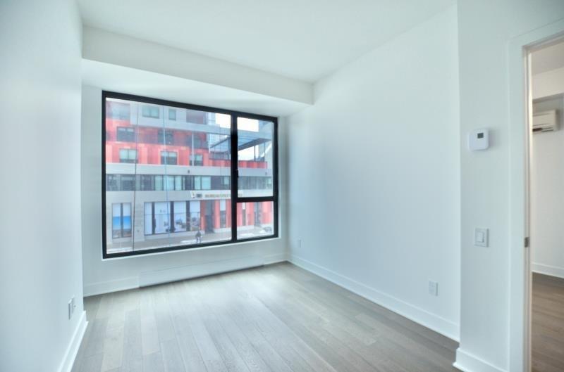 









1


Boul. De Maisonneuve O.

, 221,
Montréal (Ville-Marie),




QC
H2X0E3

