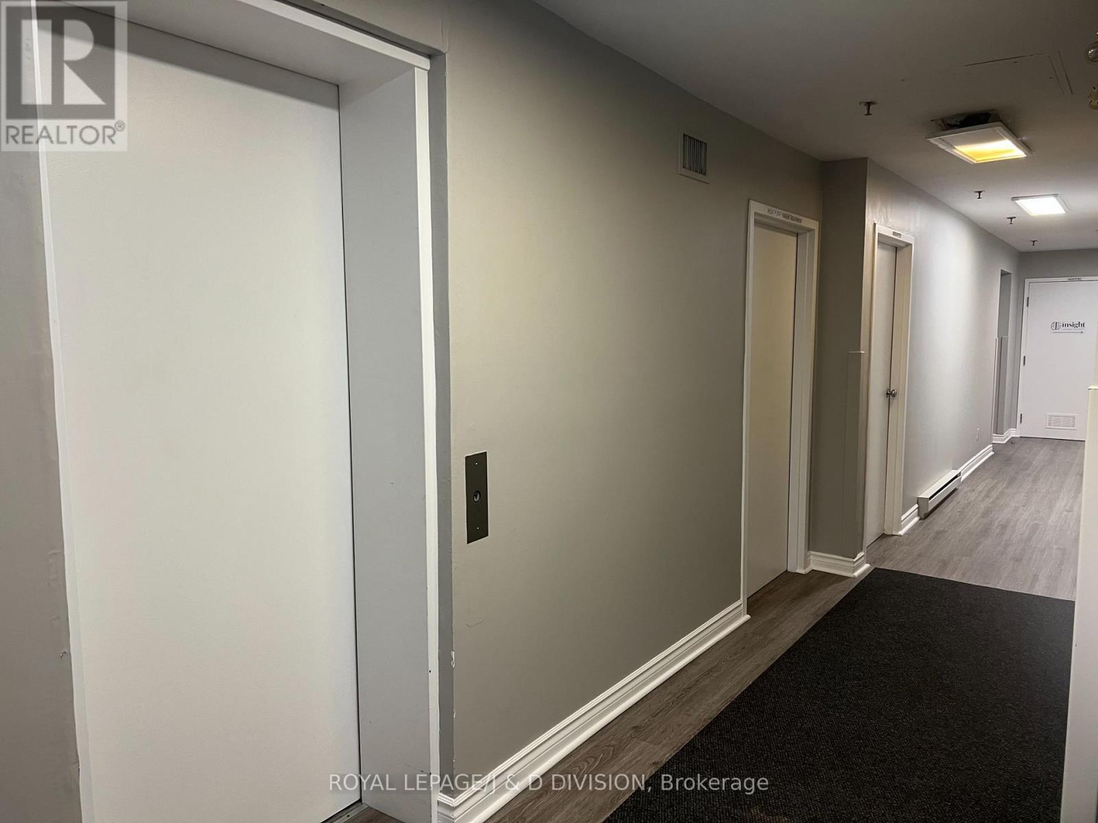 












300 - 101 MARY STREET W

,
Whitby,




Ontario
L1N2R4

