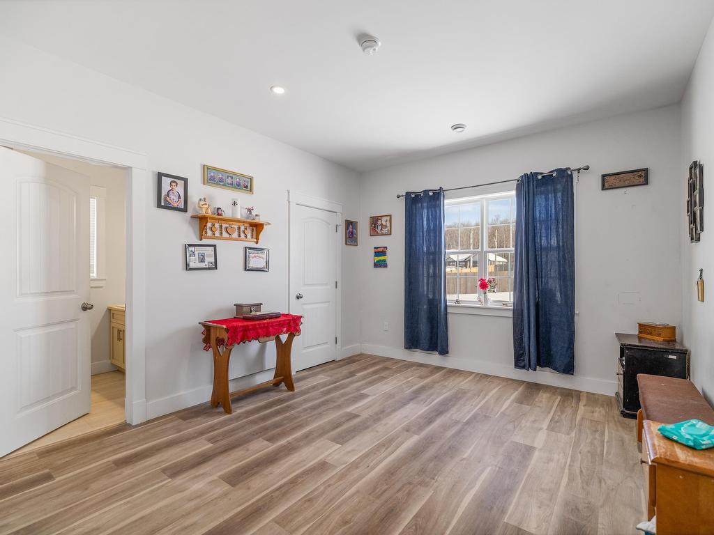












101 & 103 Mercedes Drive

,
Cornwall,




PE
C0A 1H3

