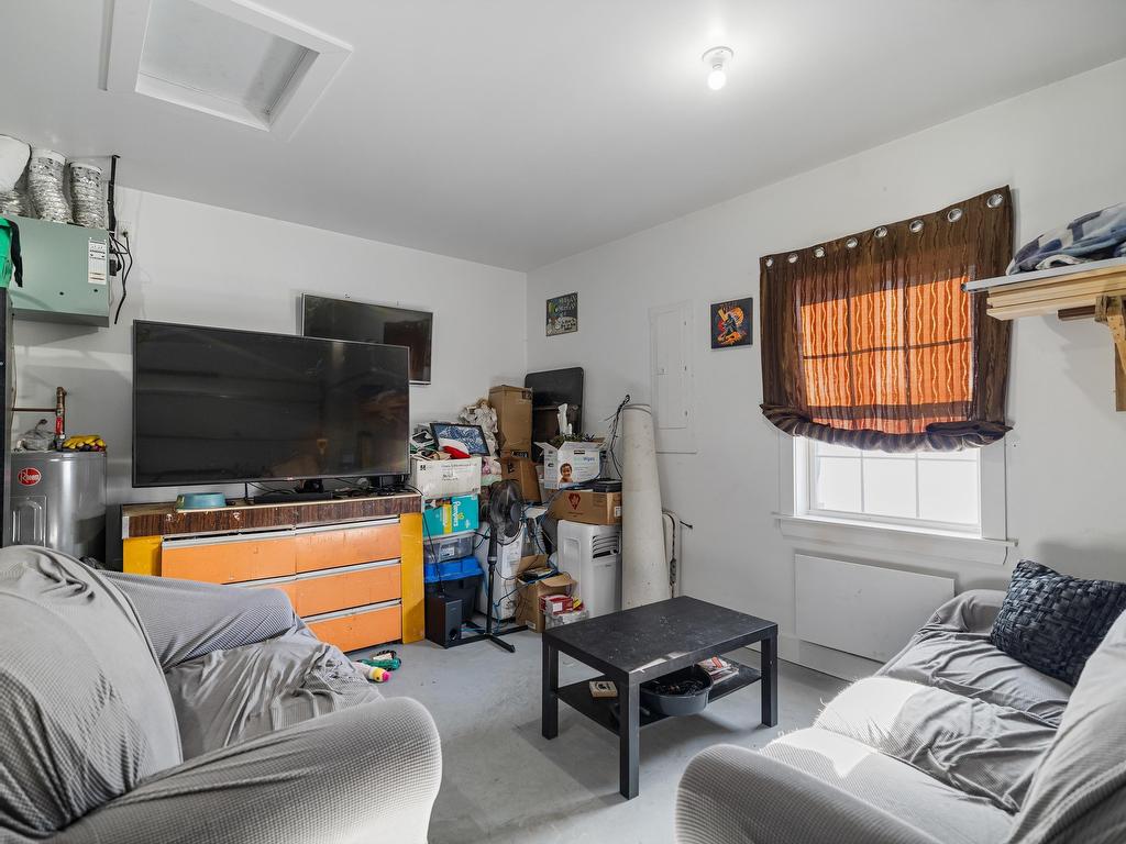 












101 & 103 Mercedes Drive

,
Cornwall,




PE
C0A 1H3

