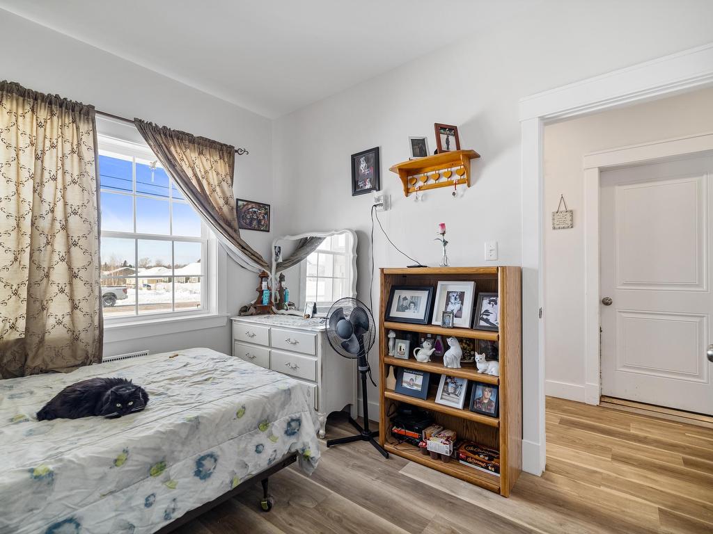 












101 & 103 Mercedes Drive

,
Cornwall,




PE
C0A 1H3

