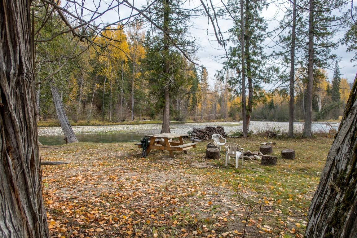 









1385


6

Highway,
Cherryville,




BC
V0E 2G1

