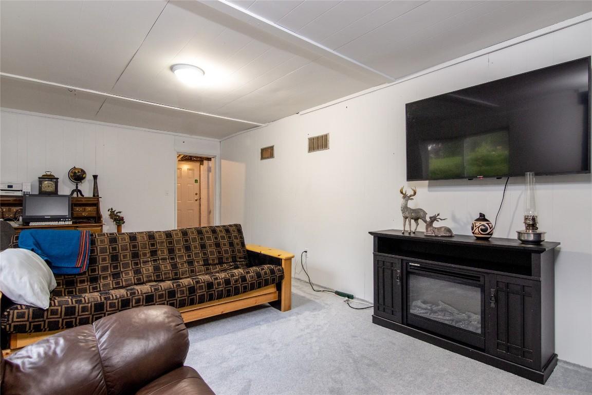 









1385


6

Highway,
Cherryville,




BC
V0E 2G1

