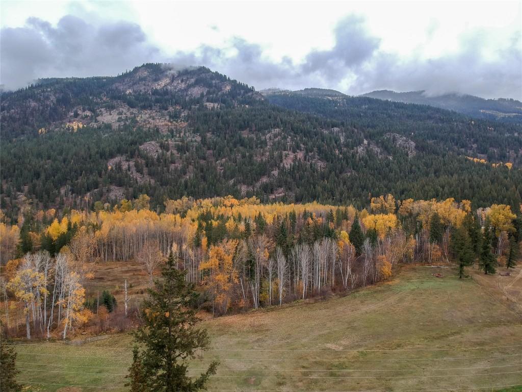 









1385


6

Highway,
Cherryville,




BC
V0E 2G1

