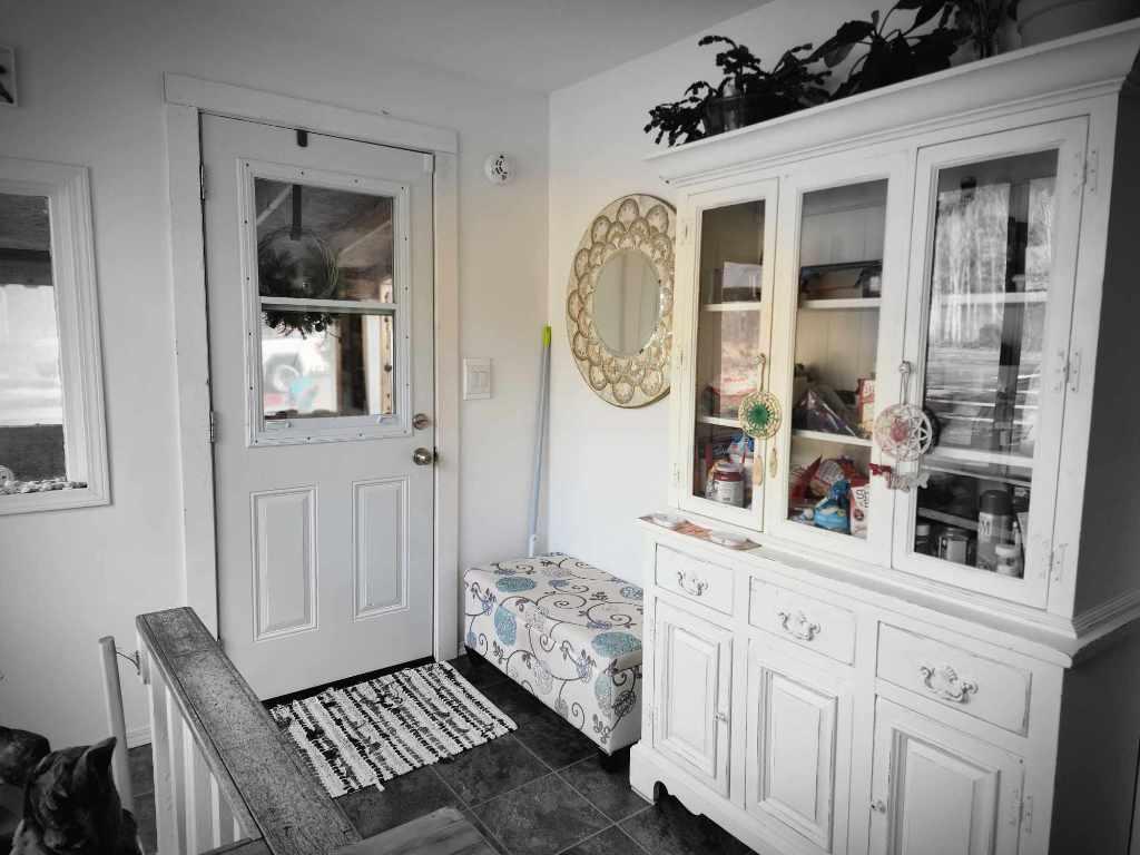 









1385


6

Highway,
Cherryville,




BC
V0E 2G1

