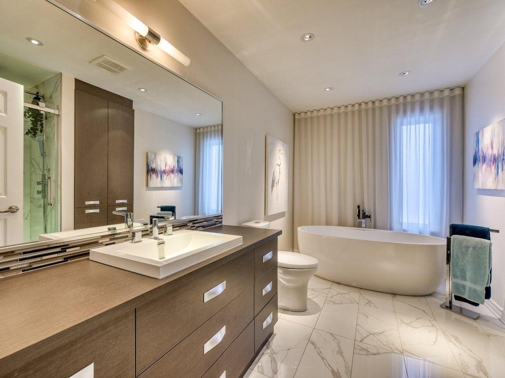 









87


59e Avenue

,
Saint-Eustache,




QC
J7P3M2

