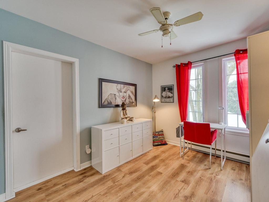









87


59e Avenue

,
Saint-Eustache,




QC
J7P3M2

