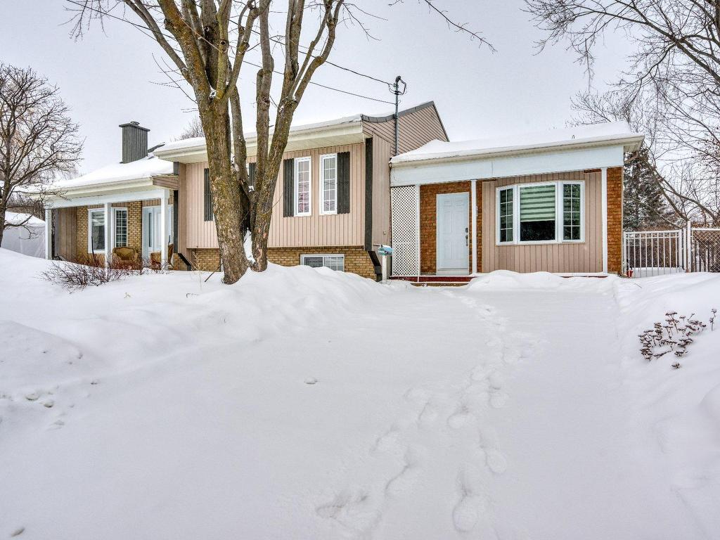 









87


59e Avenue

,
Saint-Eustache,




QC
J7P3M2

