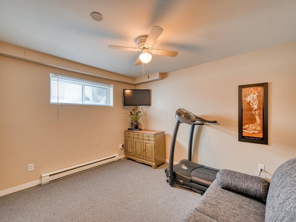 









87


59e Avenue

,
Saint-Eustache,




QC
J7P3M2

