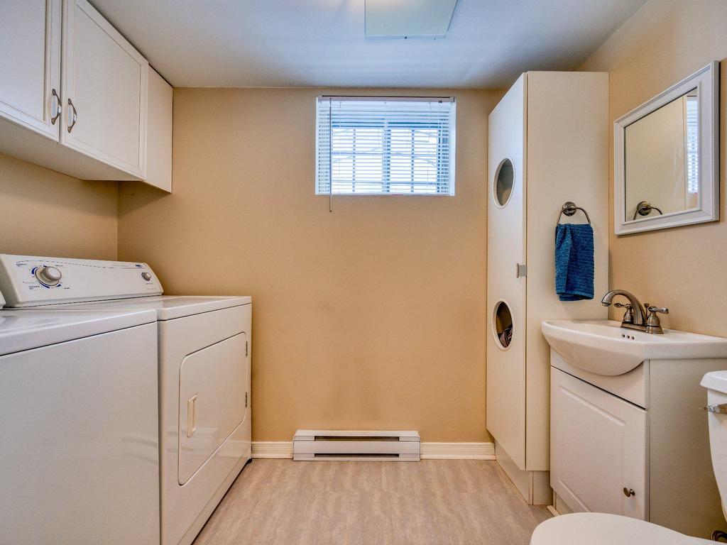 









87


59e Avenue

,
Saint-Eustache,




QC
J7P3M2

