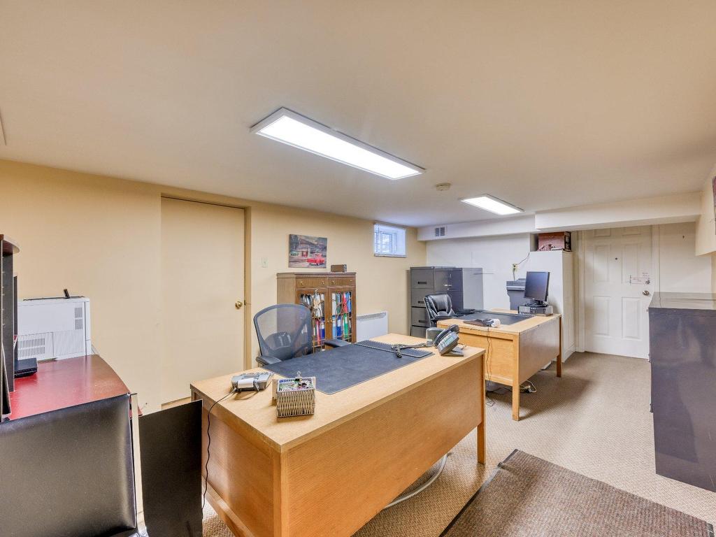 









87


59e Avenue

,
Saint-Eustache,




QC
J7P3M2


