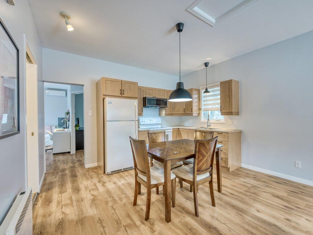 









87


59e Avenue

,
Saint-Eustache,




QC
J7P3M2

