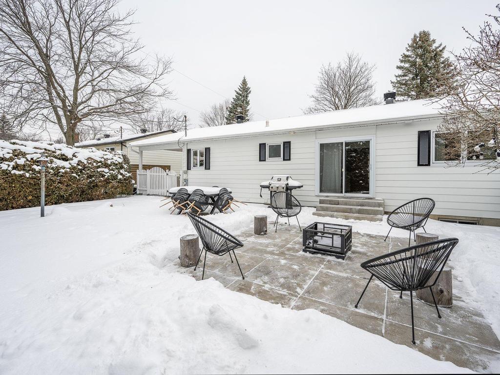 









2007


Rue La Corne

,
Saint-Bruno-de-Montarville,




QC
J3V5A1

