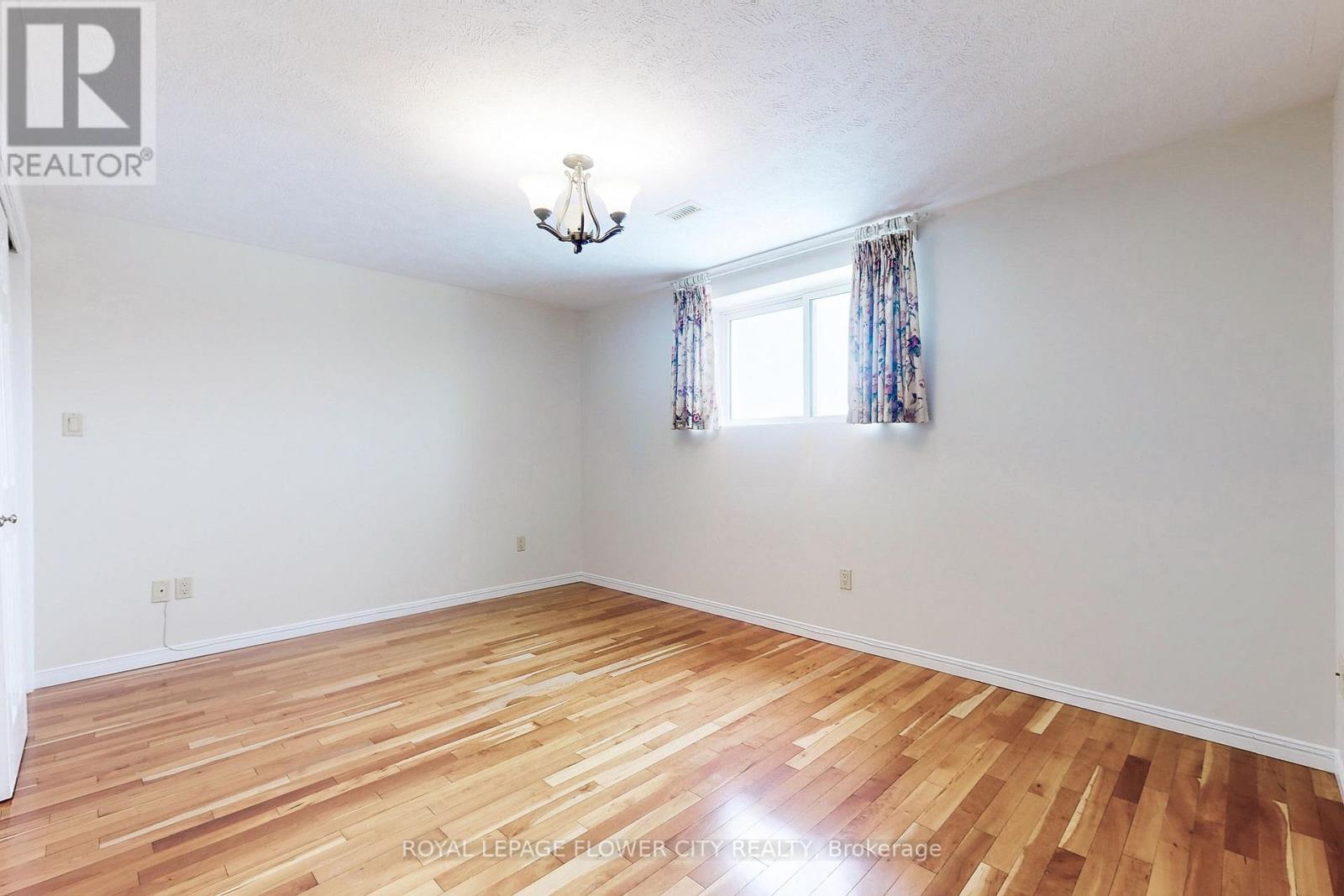 












401-85 WILLIAM STREET N

,
Brockton,




Ontario
N0G2V0

