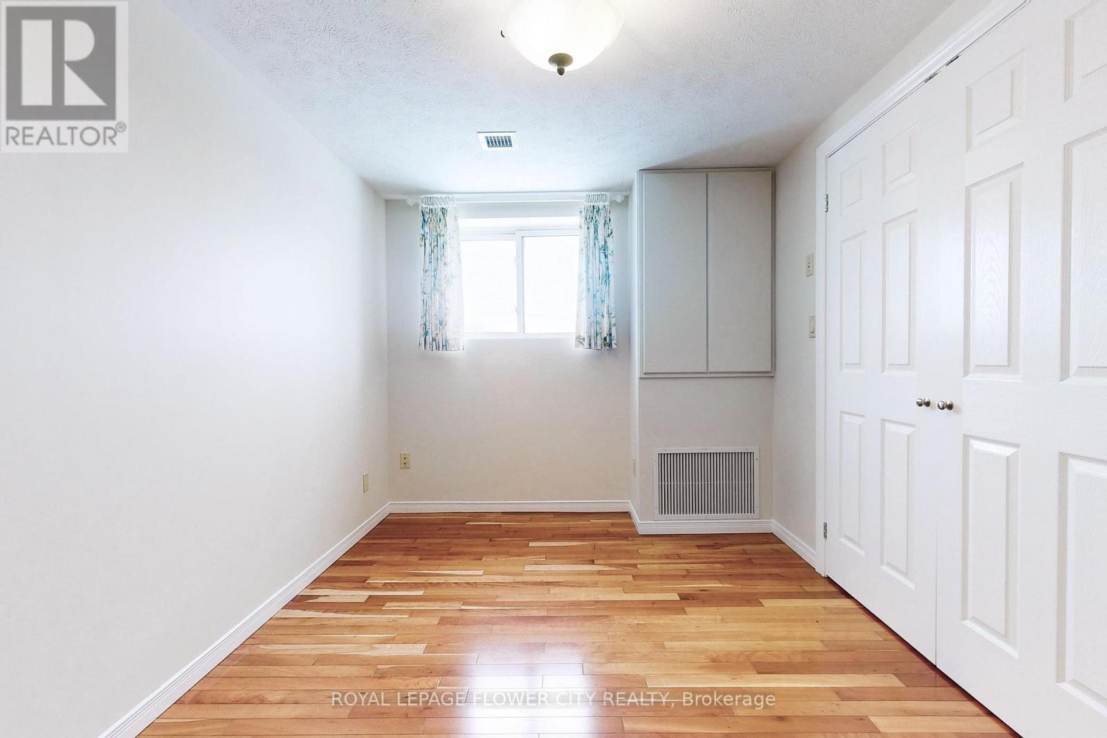 












401-85 WILLIAM STREET N

,
Brockton,




Ontario
N0G2V0

