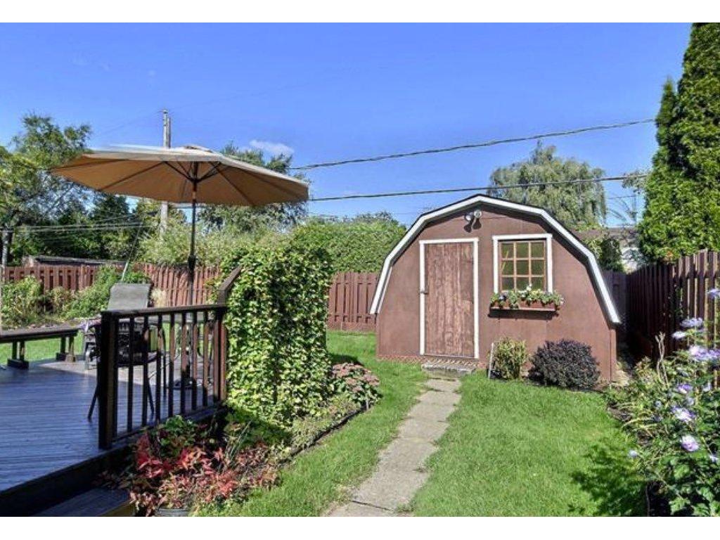 









1030


Rue du Centenaire

,
Longueuil (Greenfield Park),




QC
J4V1B8

