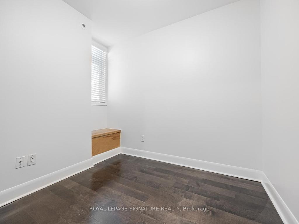 









415


Jarvis

Street, 401,
Toronto,




ON
M4Y 3C1

