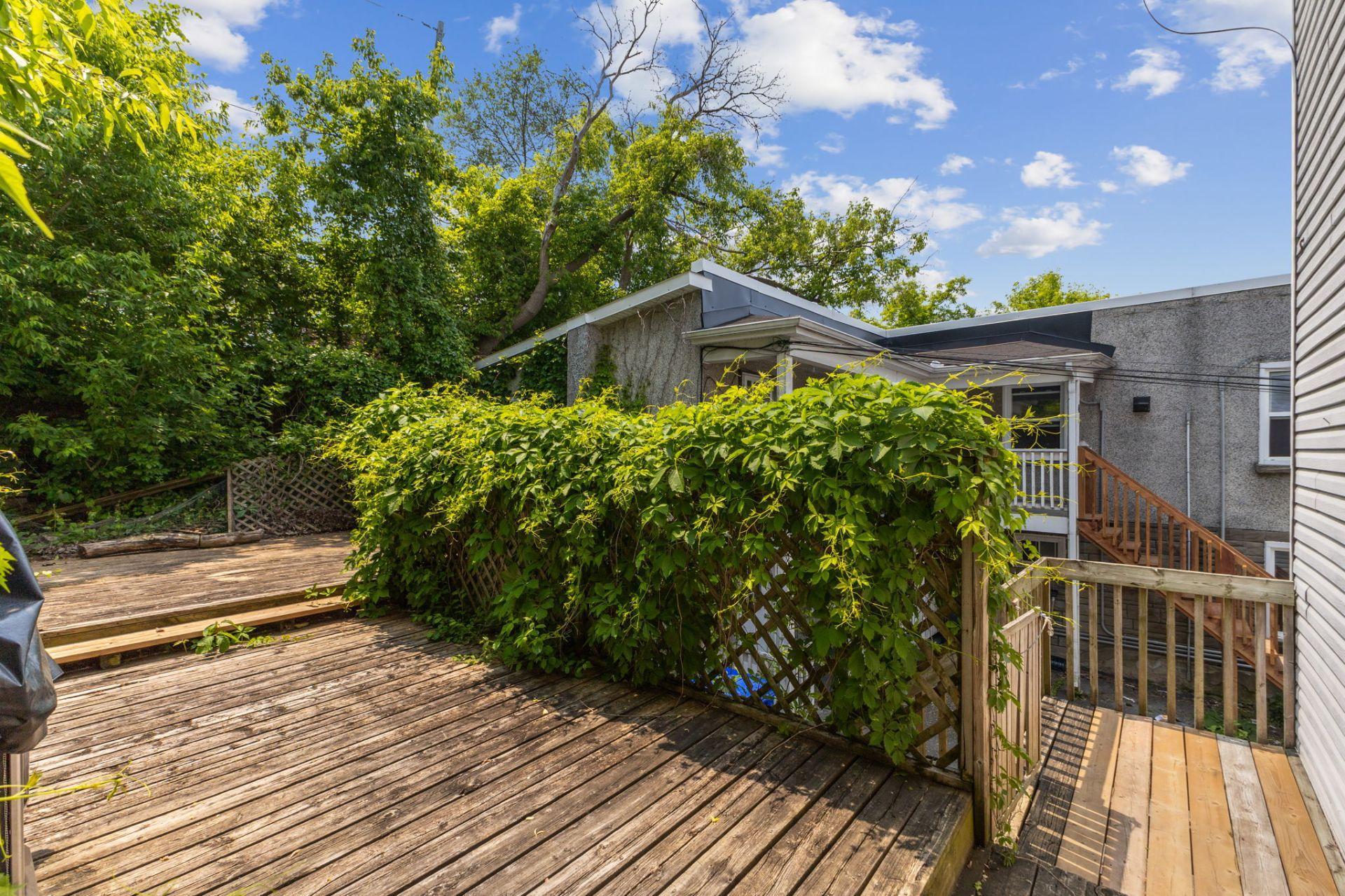 









8


Rue Frontenac

,
Gatineau (Hull),




QC
J8X1Y6


