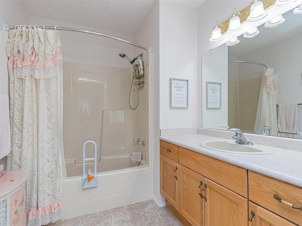 









815


Dunsmuir

Cres, 14,
Ladysmith,




BC
V9G 1R8

