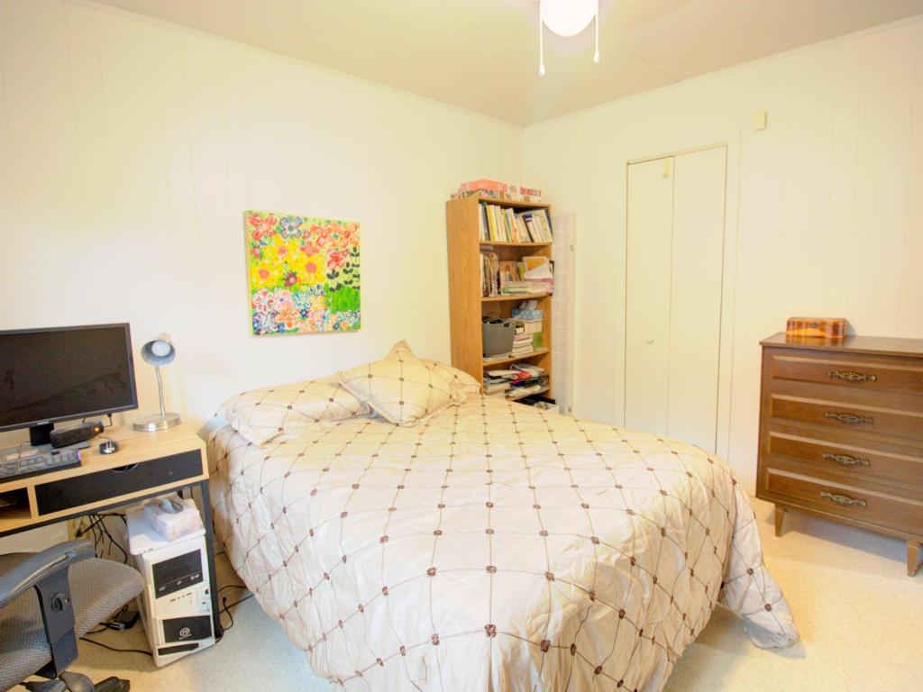 









3240


Rue Godard

,
Sainte-Sophie,




QC
J5J2T5

