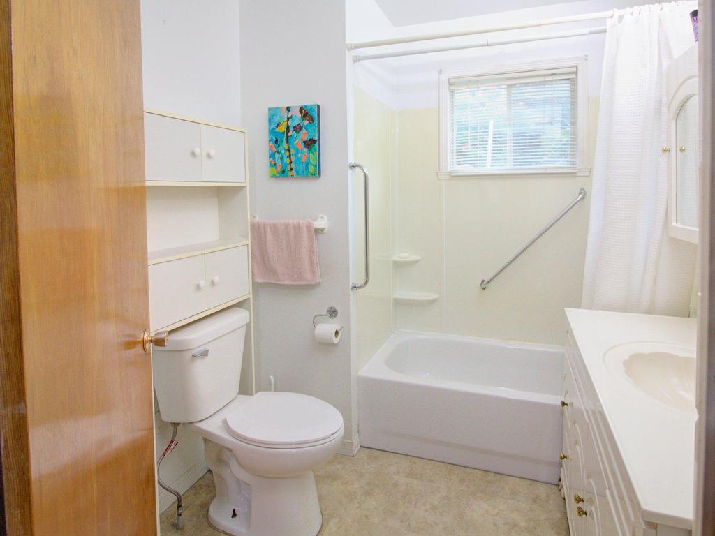 









3240


Rue Godard

,
Sainte-Sophie,




QC
J5J2T5

