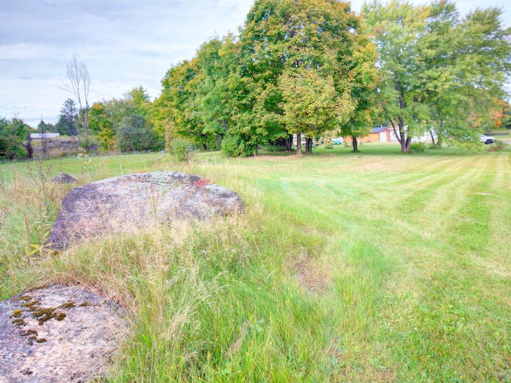 









3240


Rue Godard

,
Sainte-Sophie,




QC
J5J2T5

